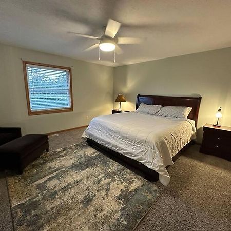 Inviting 3 Bed 2.5 Bath Townhome In Wadsworth Εξωτερικό φωτογραφία