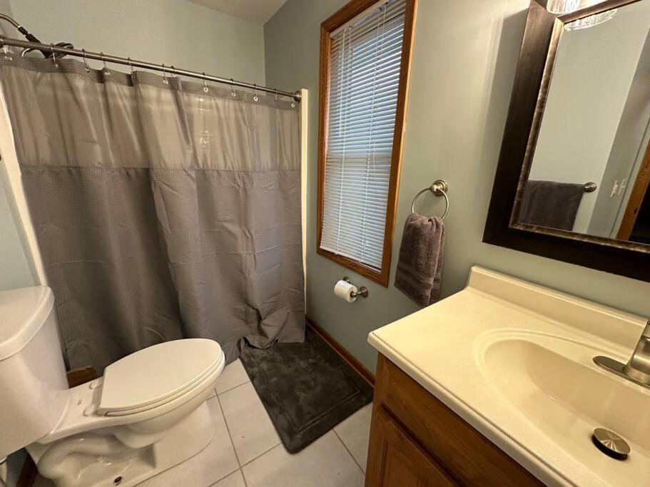 Inviting 3 Bed 2.5 Bath Townhome In Wadsworth Εξωτερικό φωτογραφία
